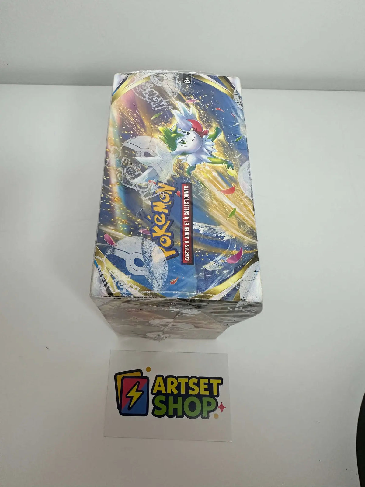 Boîte display Pokémon EB9 Stars Étincelantes - état neuf scellé français