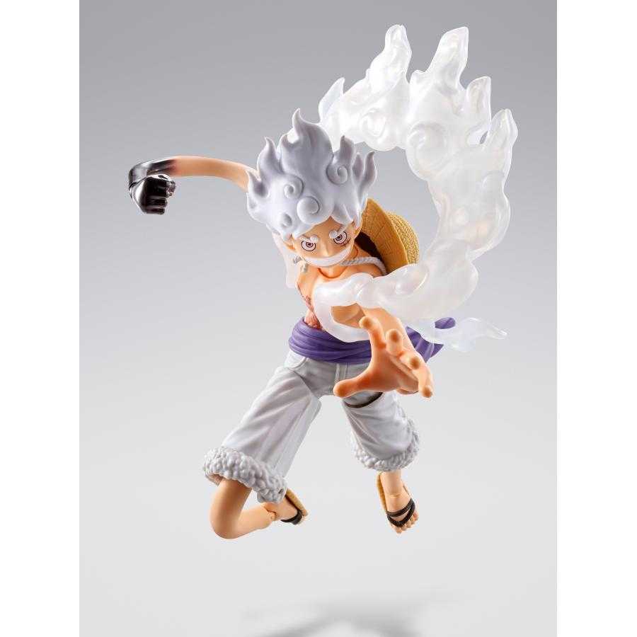 Figurine S.H.Figuarts Monkey D. Luffy Gear 5 - Vue de face en position dynamique avec expression déterminée