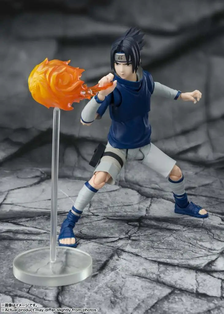 Figurine Sasuke Uchiha Tamashii Nations - Présentation complète avec base d'effet