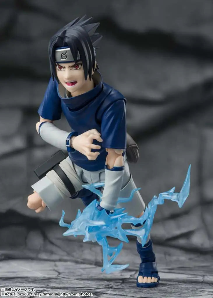 Sasuke Uchiha S.H.Figuarts - Pose dynamique avec Chidori effet lumineux