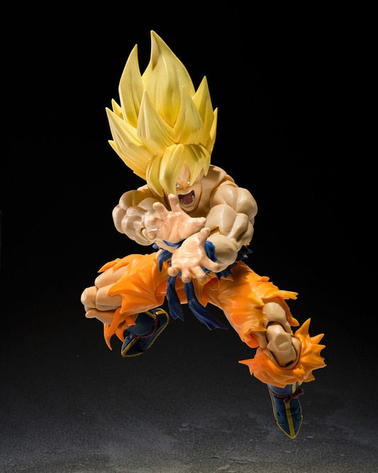 Figurine Dragon Ball Z Super Saiyan Goku S.H.Figuarts - vue action mode