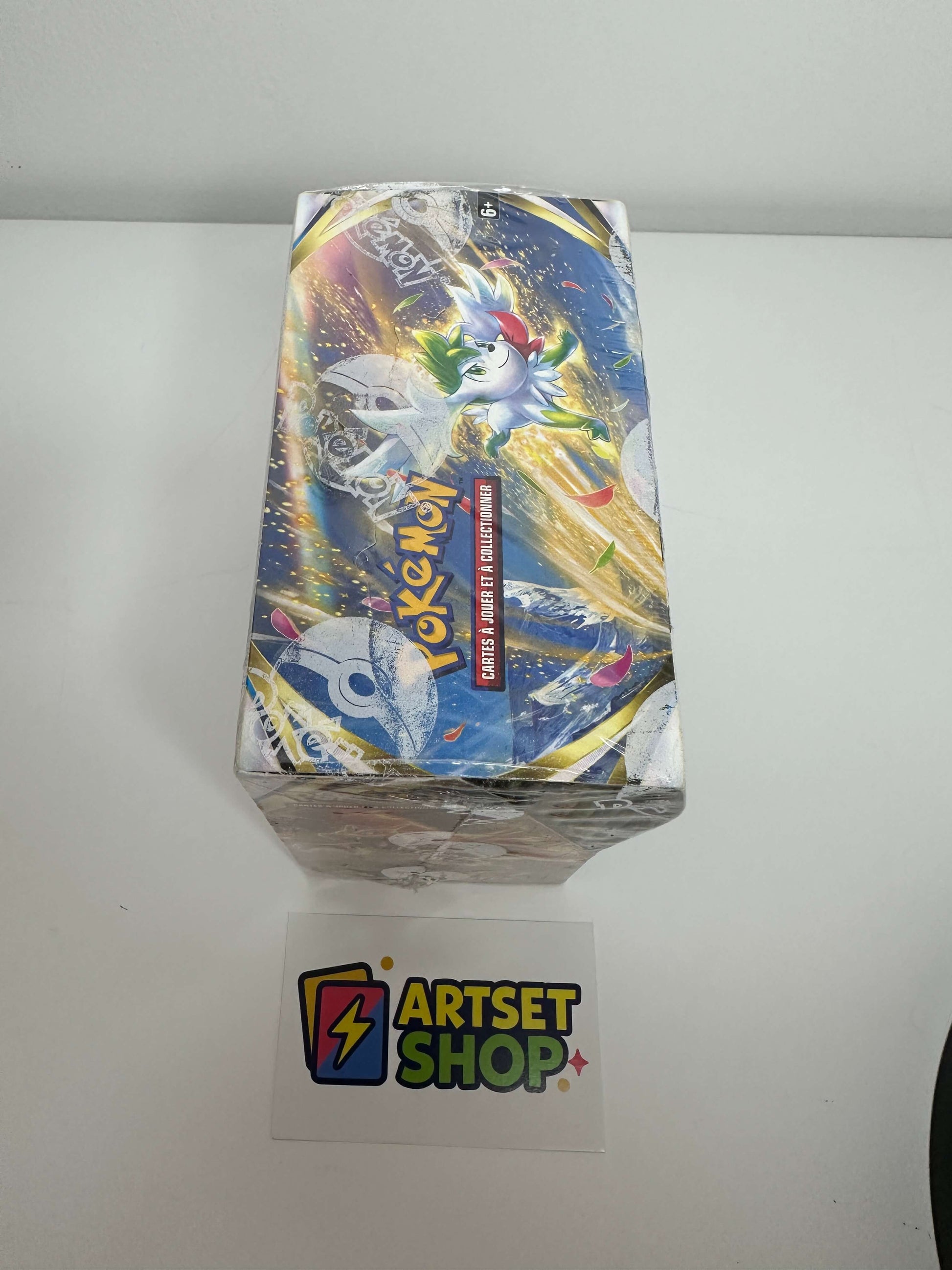 Boîte display Pokémon EB9 Stars Étincelantes - état neuf scellé français