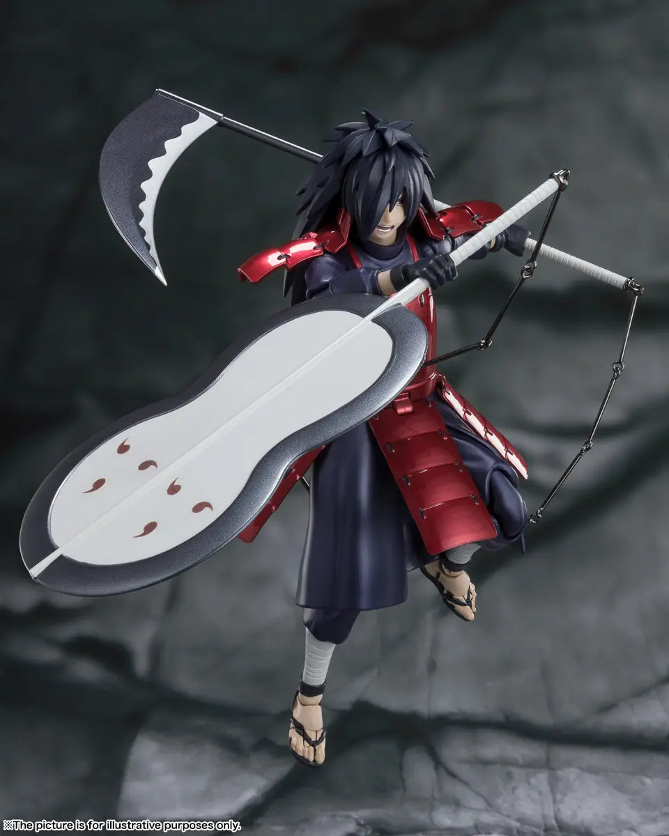 Figurine articulée Madara Uchiha pose combat Sharingan S.H.Figuarts collector