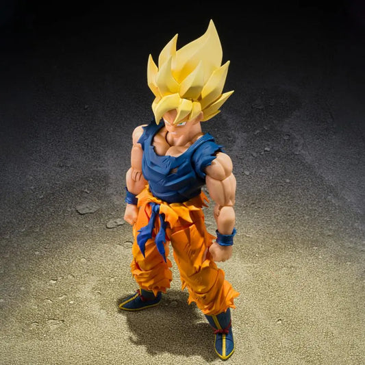 Figurine Super Saiyan Son Goku Fighter rage S.H.Figuarts - vue de face expression déterminée transformation Super Saiyan