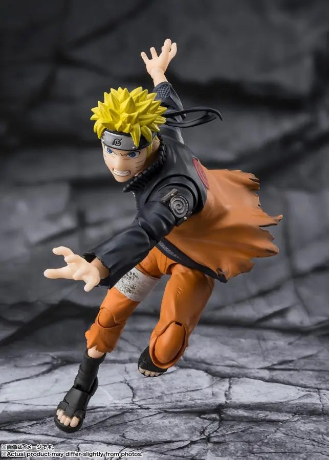 Figurine Naruto Uzumaki S.H.Figuarts - pose héroïque sans kunai, bras levé