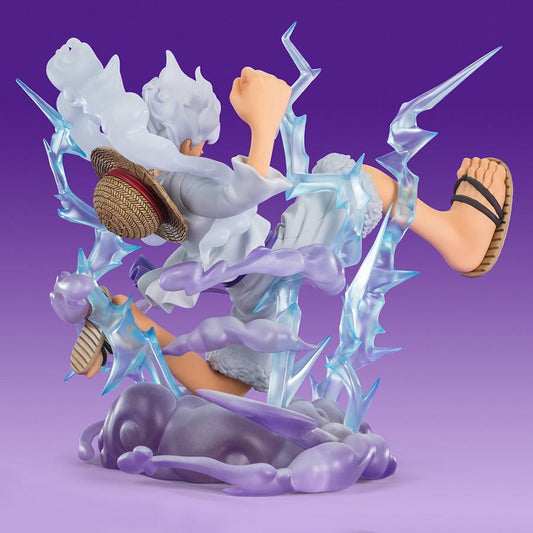 Figurine Luffy Gear5 - Vue arrière avec effets spéciaux Figuarts Zero