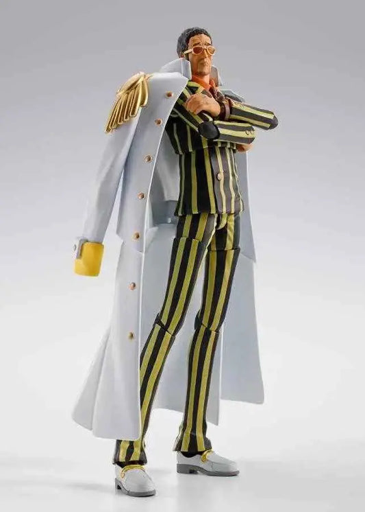 Figurine Borsalino Kizaru Future Island Egghead S.H.Figuarts Bandai - vue principale costume jaune lunettes One Piece