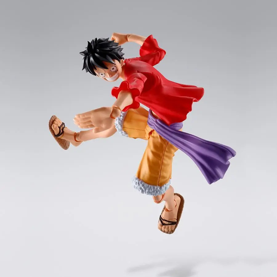 Figurine Luffy Raid on Onigashima SH Figuarts Bandai vue latérale gauche kimono Wano One Piece